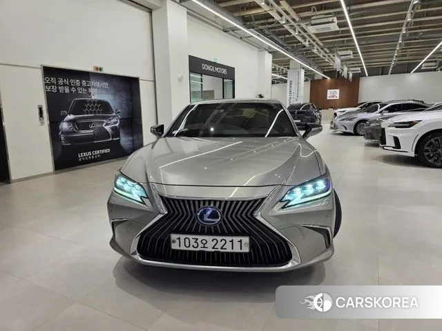 Lexus ES300h 7th generation 2020 Песочный из Кореи, фото 5