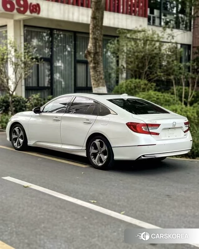 Honda Accord 2021 Белый из Китая, фото 5