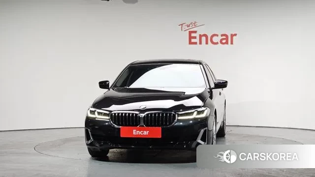 BMW 5 Series (G30) id 3596608 из Кореи 13