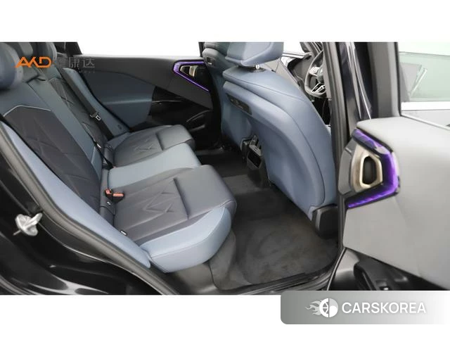 BMW X3 2025 Серебристо-серый из Китая, фото 3