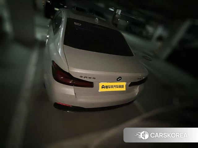 BMW 5 series 2022 Белый из Китая, фото 3