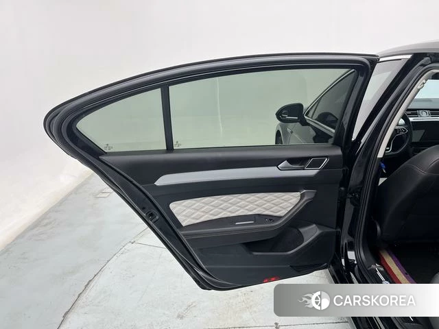 Volkswagen Magotan id 4275944 из Китая 21