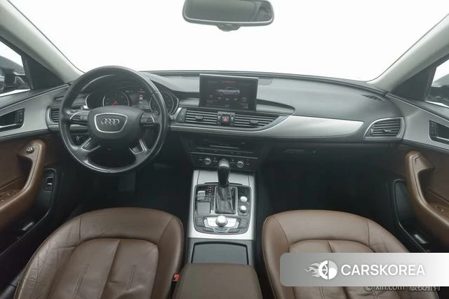 Audi A6L id 3926941 из Китая 17