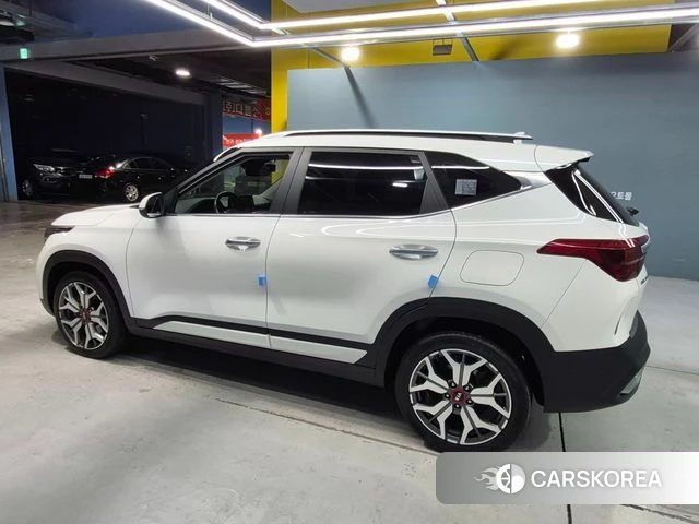 Kia Seltos id 4366381 из Кореи 12