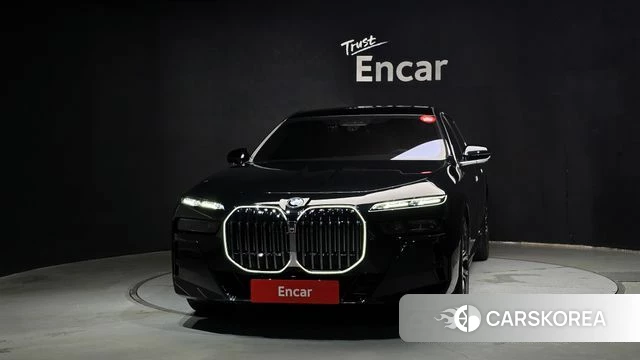 BMW 7 Series (G70) id 4634939 из Кореи 23