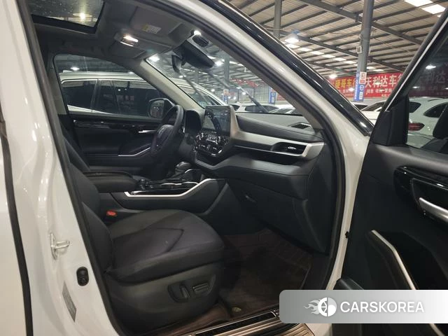 Toyota Highlander id 4336185 из Китая 10