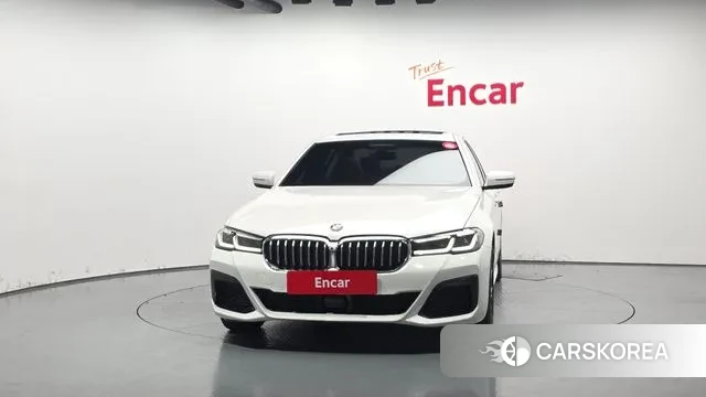 BMW 5 Series (G30) id 3192460 из Кореи 13