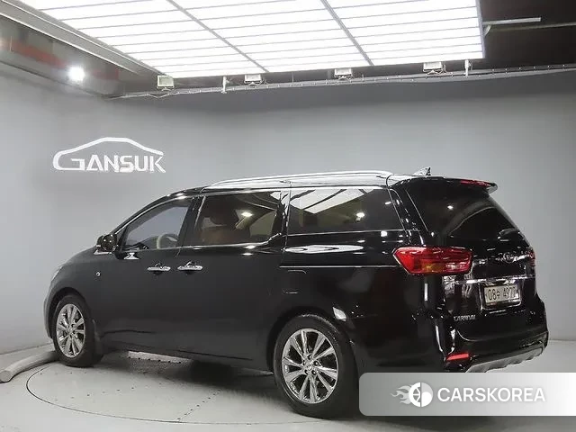 Kia The New Carnival id 3732903 из Кореи 13