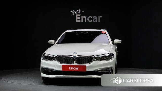 BMW 5 Series (G30) id 4232922 из Кореи 13
