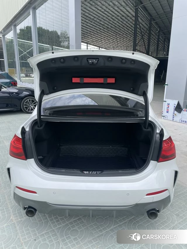 BMW 1 series id 4359304 из Китая 21