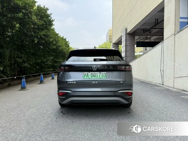 Volkswagen ID.4 X 2023 Темно-серый из Китая, фото 3