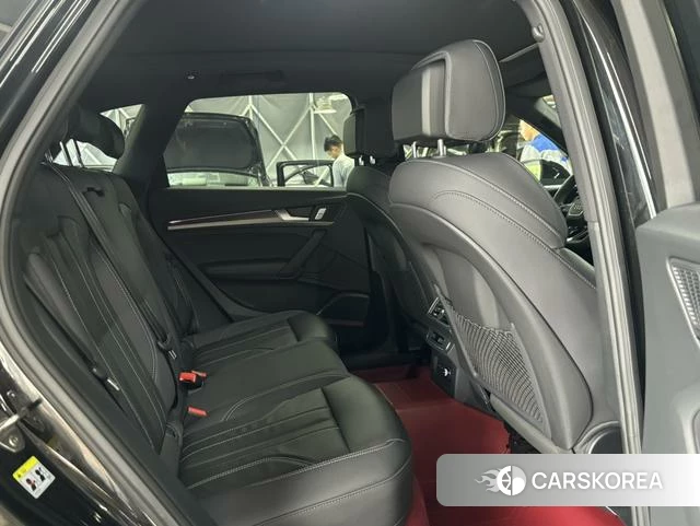 Audi Q5L id 4359570 из Китая 13
