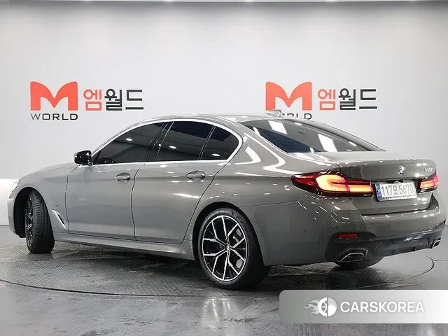 BMW 5 Series (G30) id 3427564 из Кореи 13