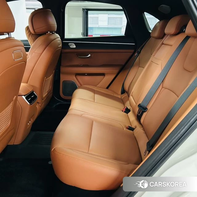 AITO Ask the world M5 2025 Белый из Китая, фото 3