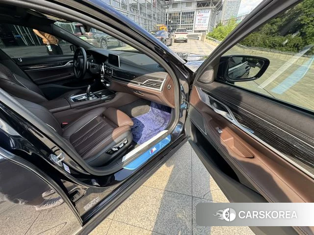BMW 7 series id 4275318 из Китая 12
