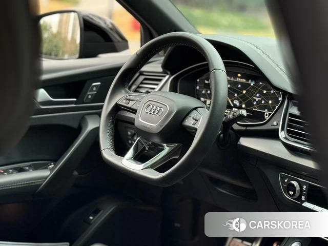 Audi Q5L id 4272811 из Китая 14