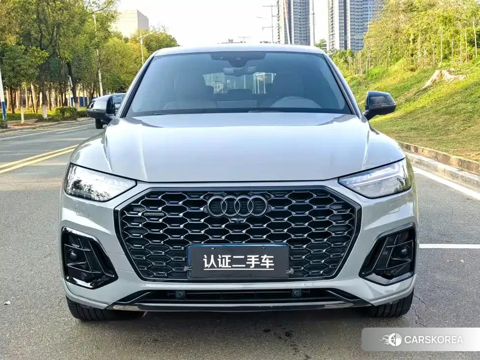 Audi Q5L id 4539080 из Китая 23