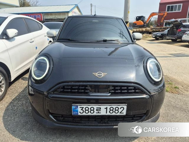 Mini Cooper C Convertible 4th Generation 2025 Черный из Кореи, фото 5