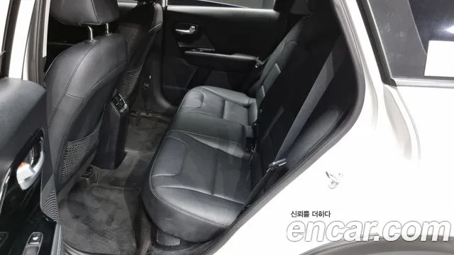 Kia The New Niro id 2665621 из Кореи 13