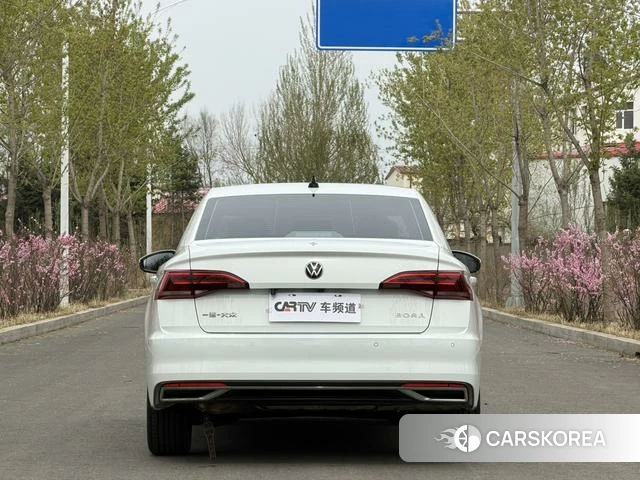 Volkswagen Bora id 4298190 из Китая 20