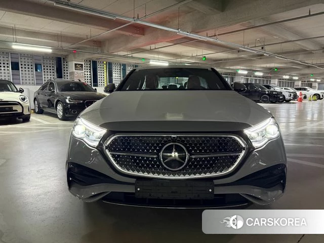 Mercedes-Benz E-Class W214 2026 Серебристо-серый из Кореи, фото 5