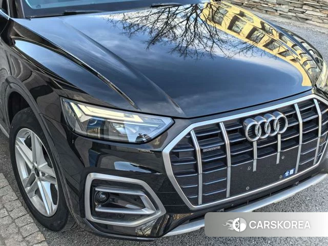 Audi Q5L 2022 Черный из Китая, фото 3