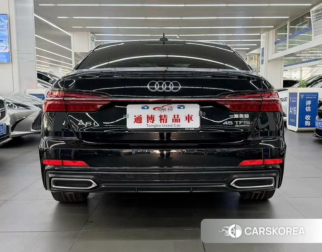 Audi A6L 2022 Черный из Китая, фото 3