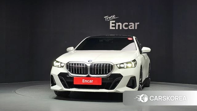 BMW 5 Series (G60) id 4691124 из Кореи 13