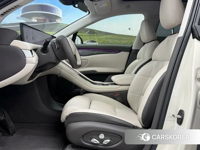 Zhiji Automobile Zhiji LS6 2023 Другой из Китая, фото 3