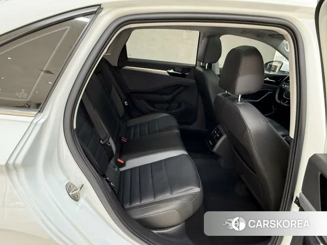 Volkswagen Sagitar id 4298175 из Китая 17