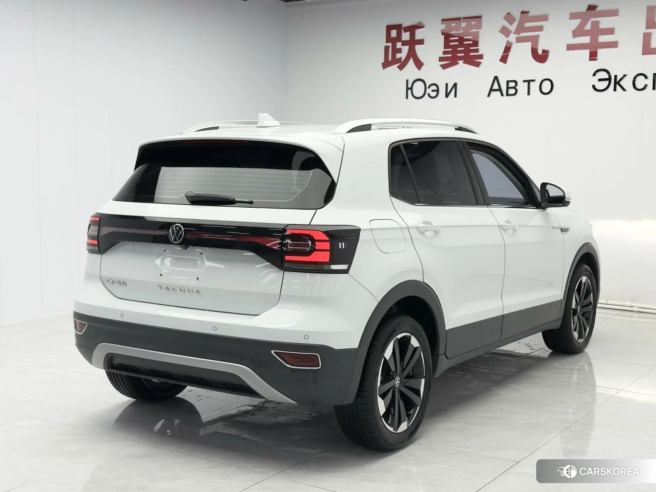 Volkswagen Exploring the shadow id 4485317 из Китая 12