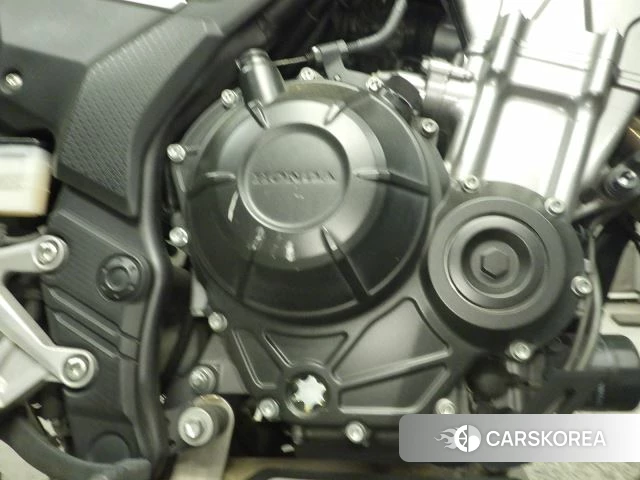 Engine photo