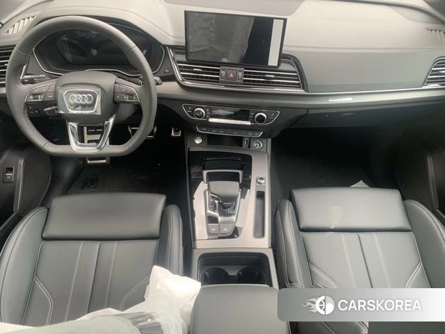 Audi Q5L 2025 Черный из Китая, фото 5