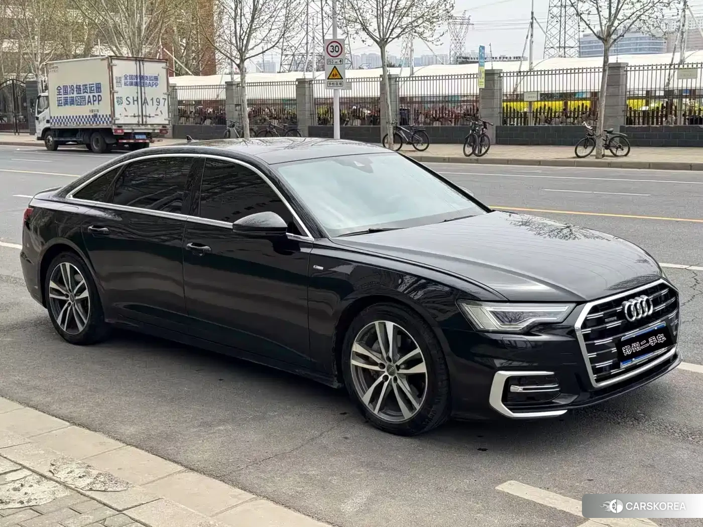 Audi A6L 2019 Черный из Китая, фото 3