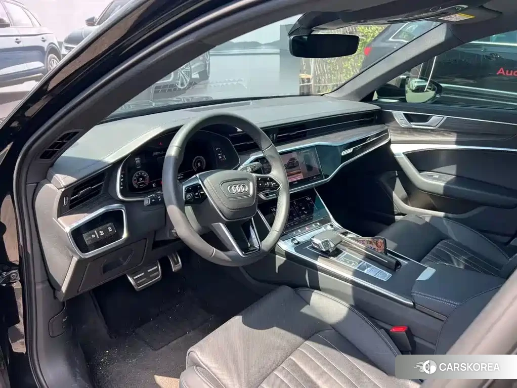 Audi A6L id 4607048 из Китая 7