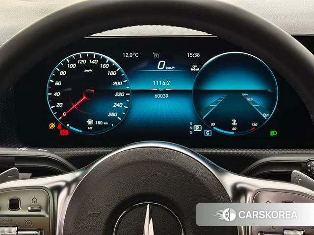 Mercedes-Benz Class A 2023 Белый из Китая, фото 3