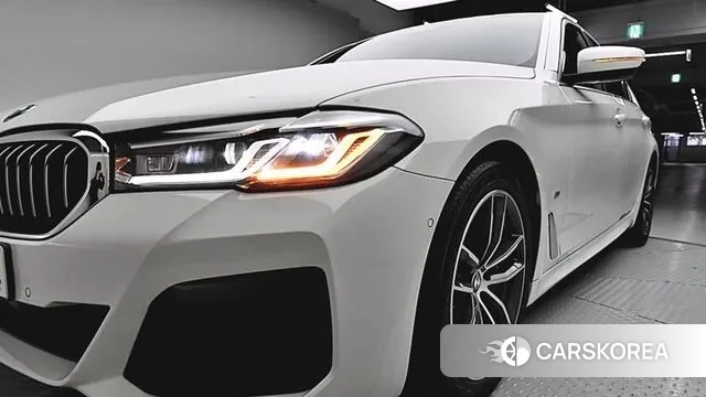 BMW 5 Series (G30) id 3788028 из Кореи 13