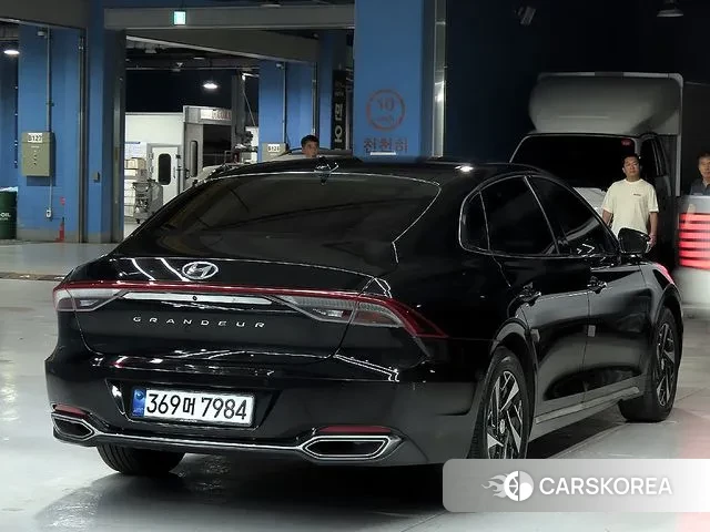 Hyundai The New Grandeur IG Hybrid id 3053662 из Кореи 13