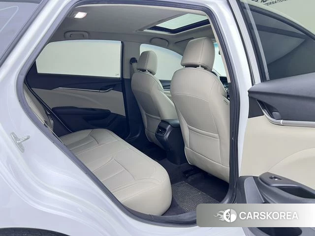 Buick Yinglang id 3957763 из Китая 19