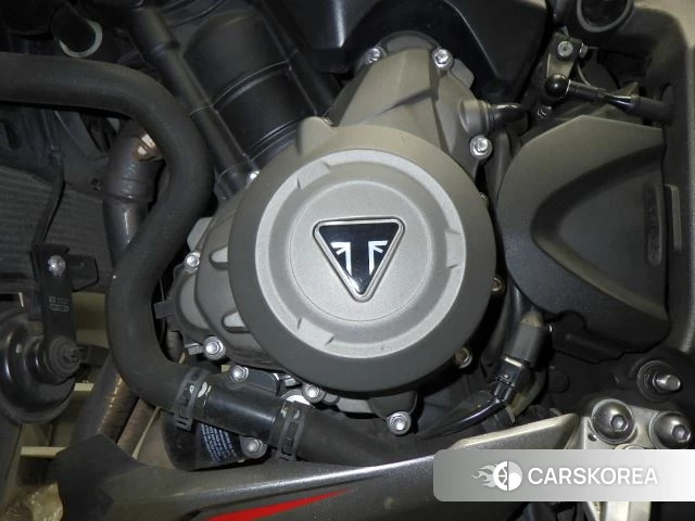 Engine photo