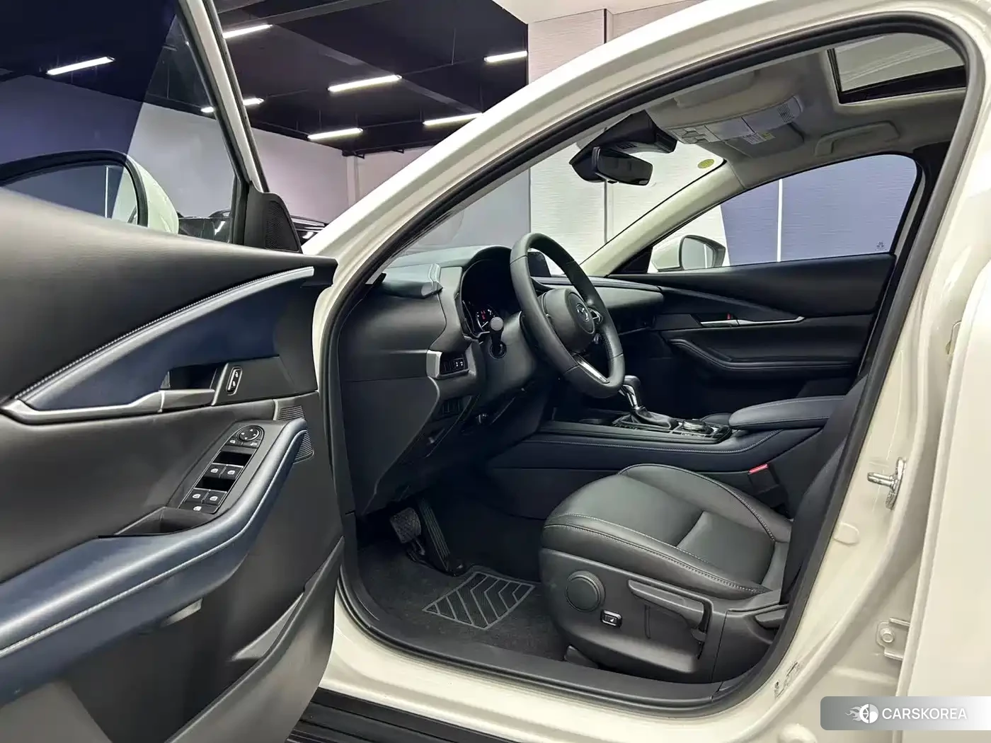 Mazda CX-30 id 4679470 из Китая 17