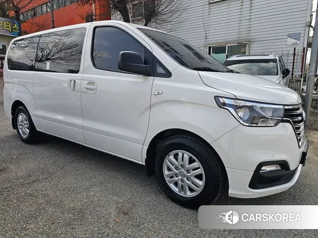 Hyundai The New Grand Starex id 3753421 из Кореи 13