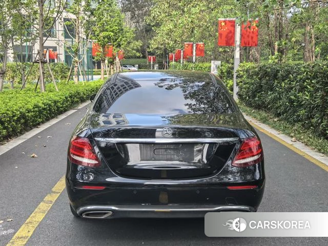 Mercedes-Benz E-class id 3895968 из Китая 3