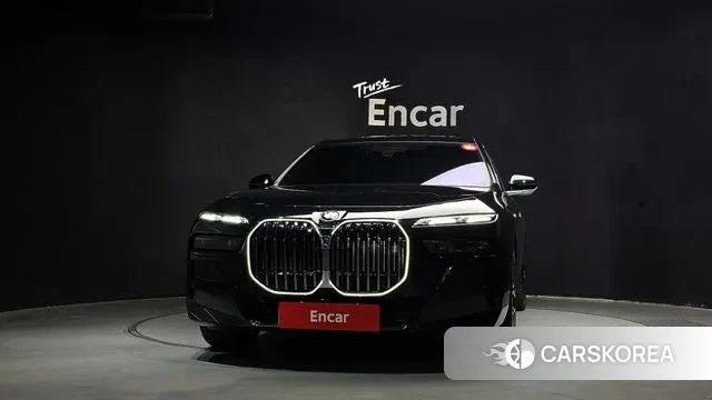 BMW 7 Series (G70) id 3745046 из Кореи 13