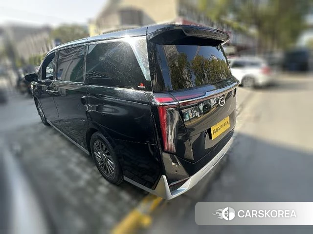GAC Trumpchi Trumpchi M8 2023 Черный из Китая, фото 3