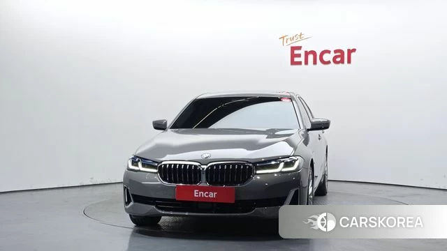 BMW 5 Series (G30) id 4202099 из Кореи 23