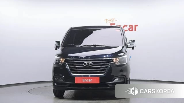Hyundai The New Grand Starex id 4224799 из Кореи 13