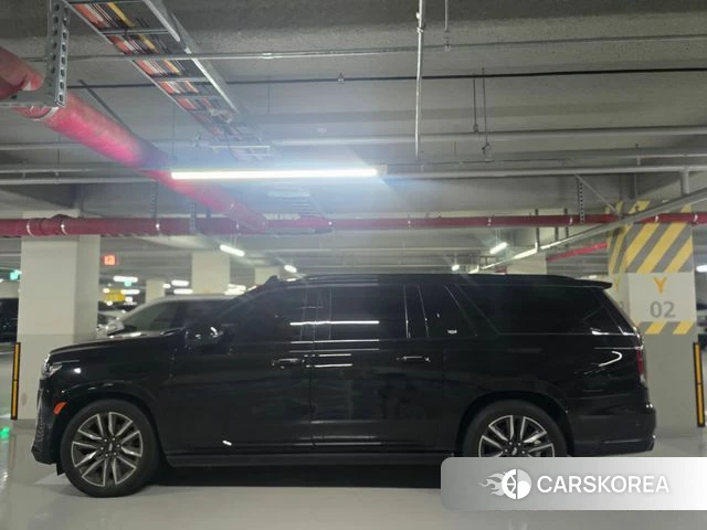 Cadillac Escalade 5th Generation 2023 Черный из Кореи, фото 3