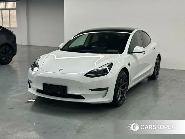 Tesla Model 3 2022 Белый из Китая, фото 3