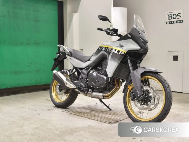 Проданный Honda TRANSALP XL750 id 4306783 из Японии, фото 3